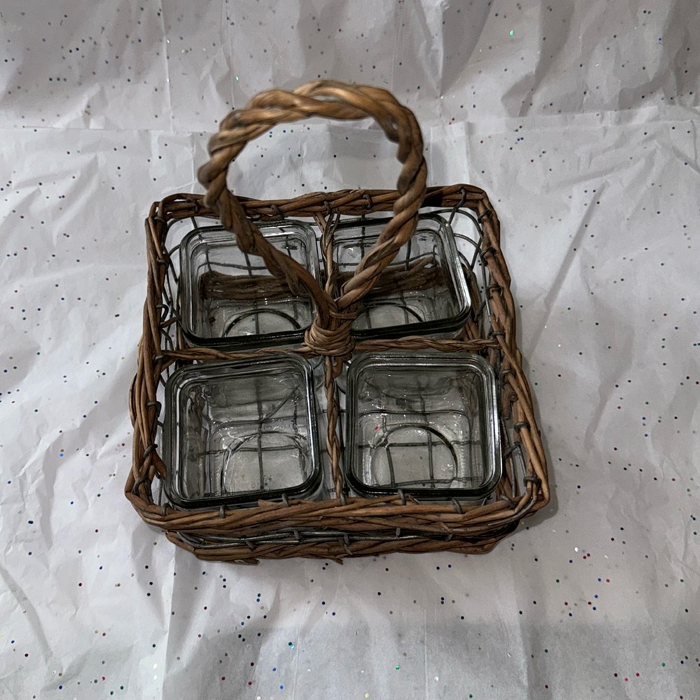 Wicker glass utensil holder